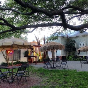 Shade Tree Café Image 3